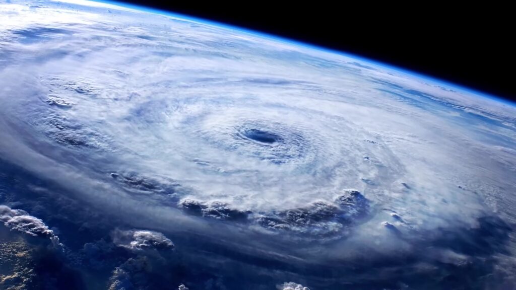 Satellietbeeld van een orkaan boven de oceaan